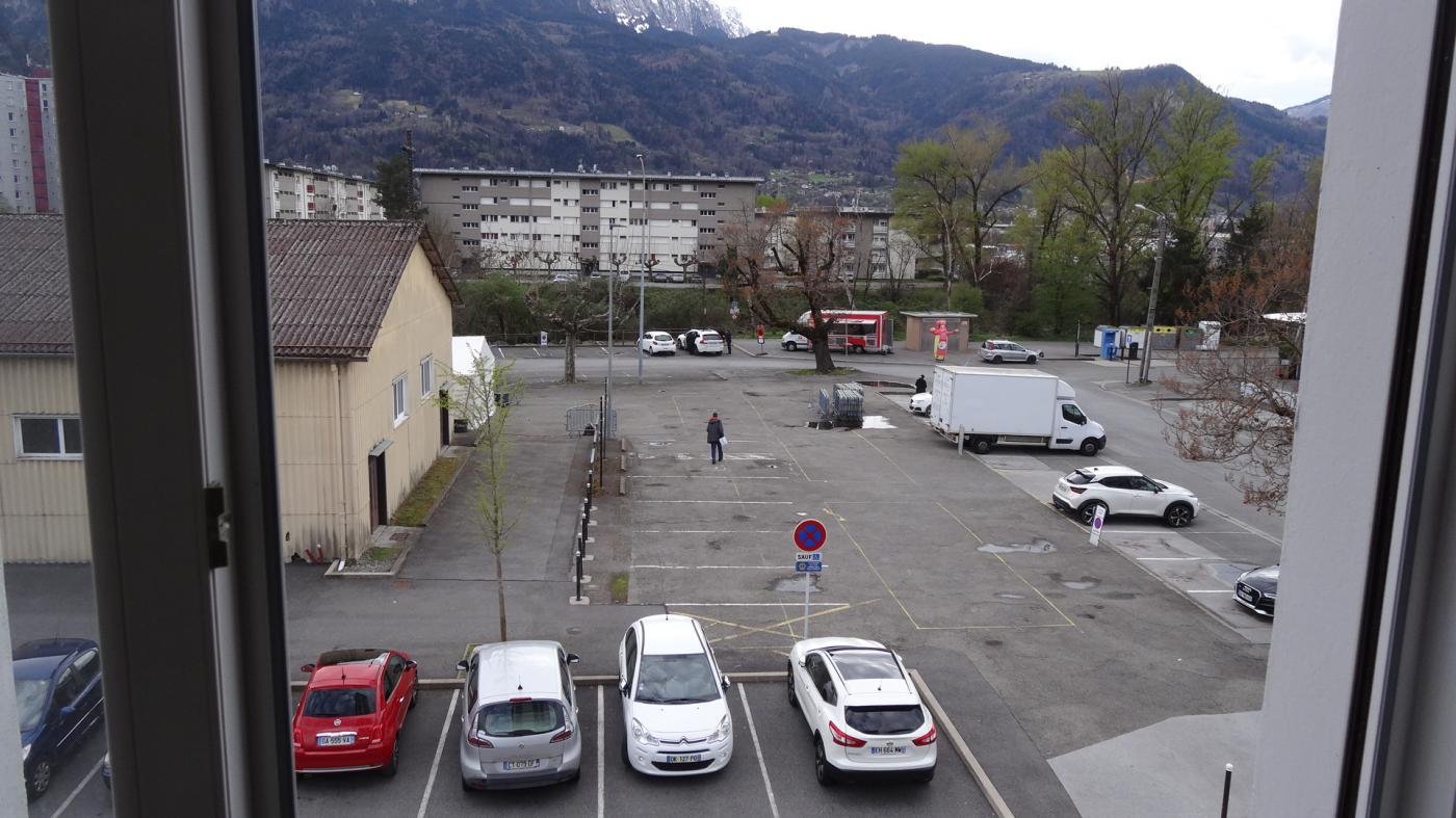 Particulier VEND Appartement 5 pièces 77m² - Photo 10 - Cluses