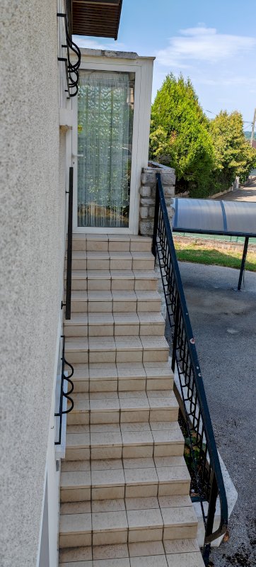 ph10_77052