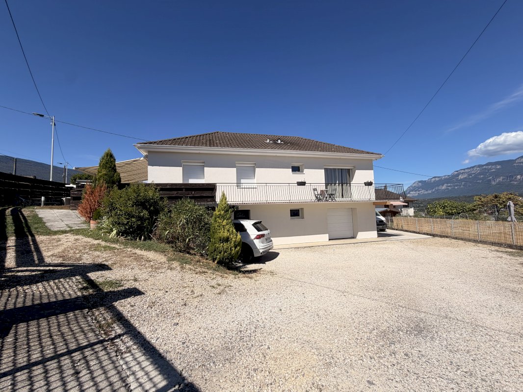 Maison à vendre 5 pièces - Chambéry Bissy - Photo 10 - Chambéry