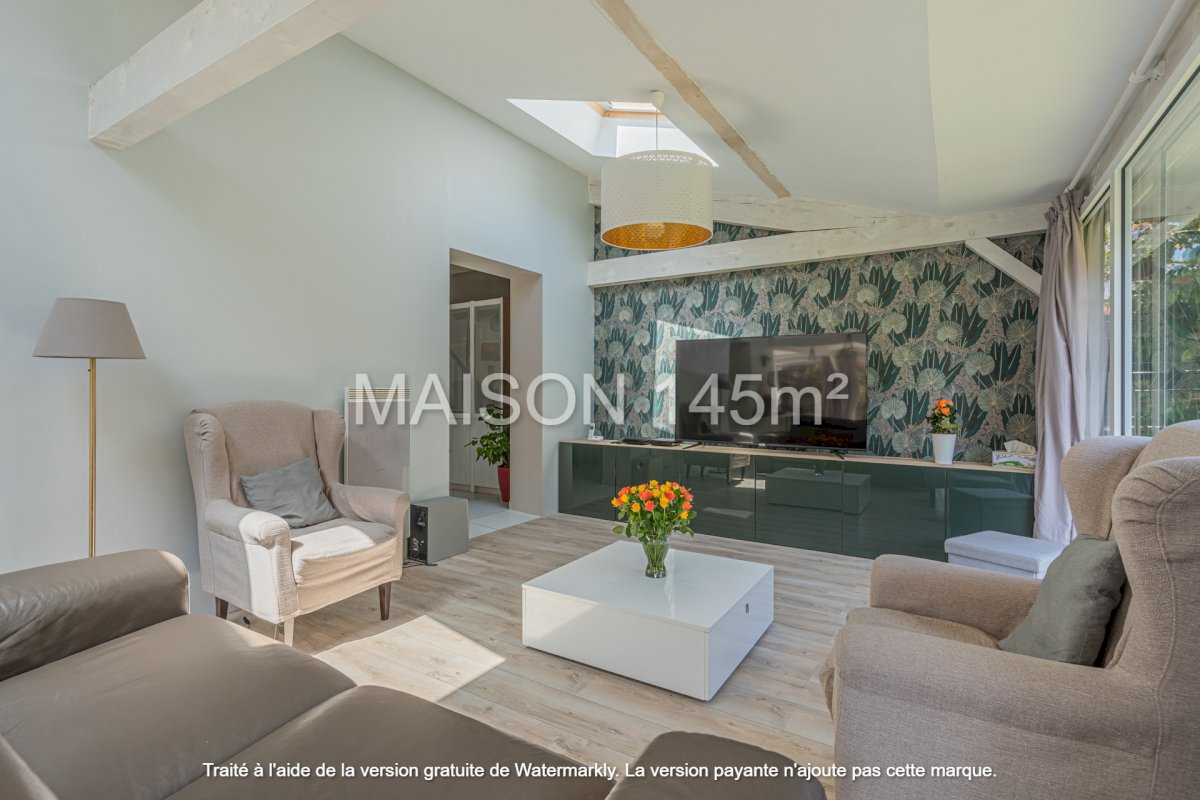 Maison 145m² 4 chambres sur terrain 433m² - Photo 11 - La Rivière