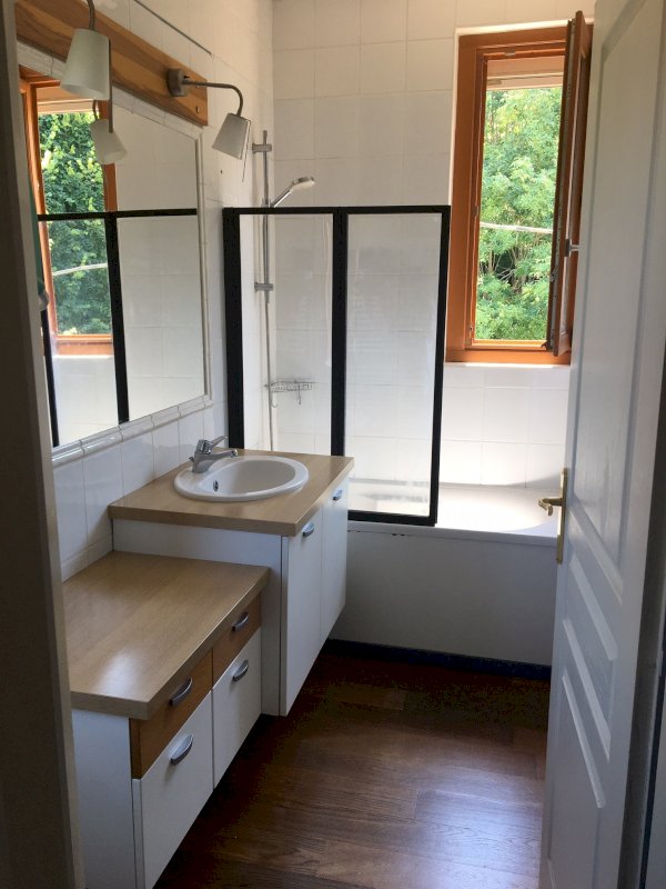 Appartement T4 en duplex - St Martin d'Uriage - Photo 11 - Saint-Martin-d'Uriage