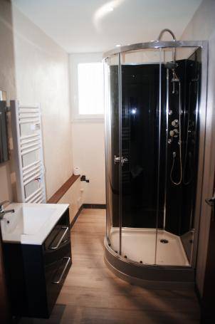 Maison de 285m² - Photo 12 - Saint-Alban-Auriolles