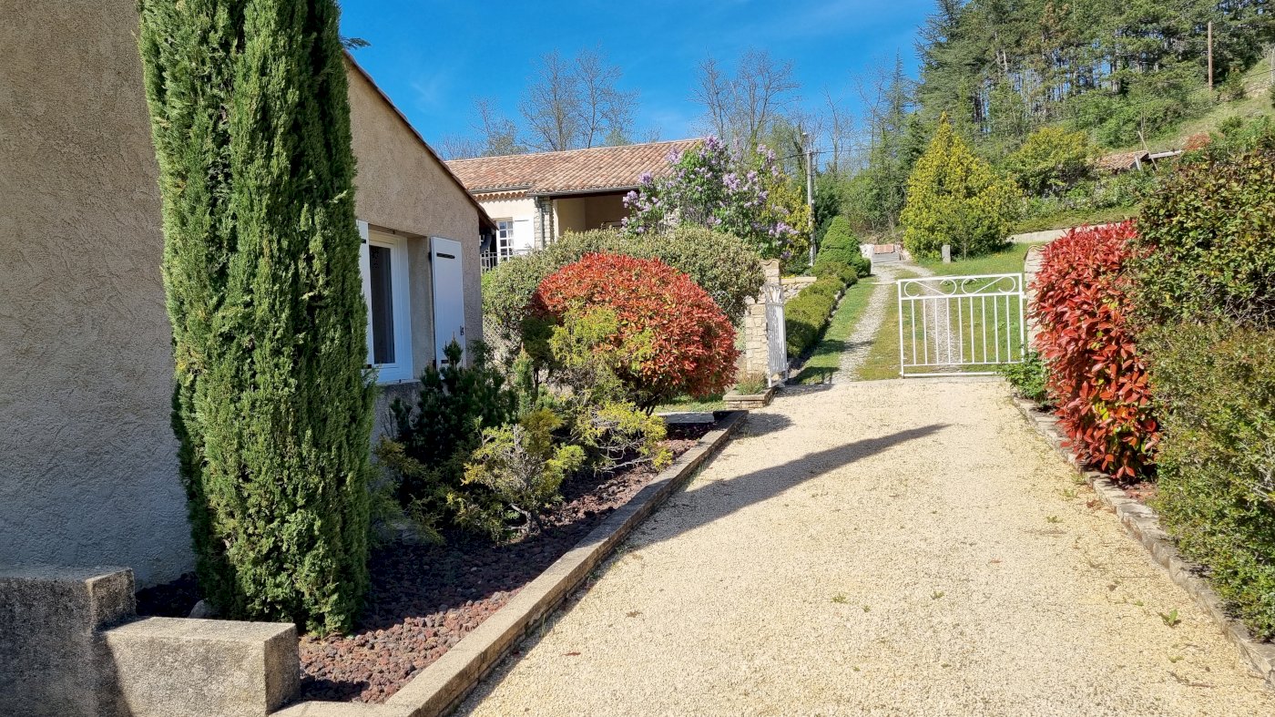 Très jolie maison individuelle - Photo 12 - Saillans
