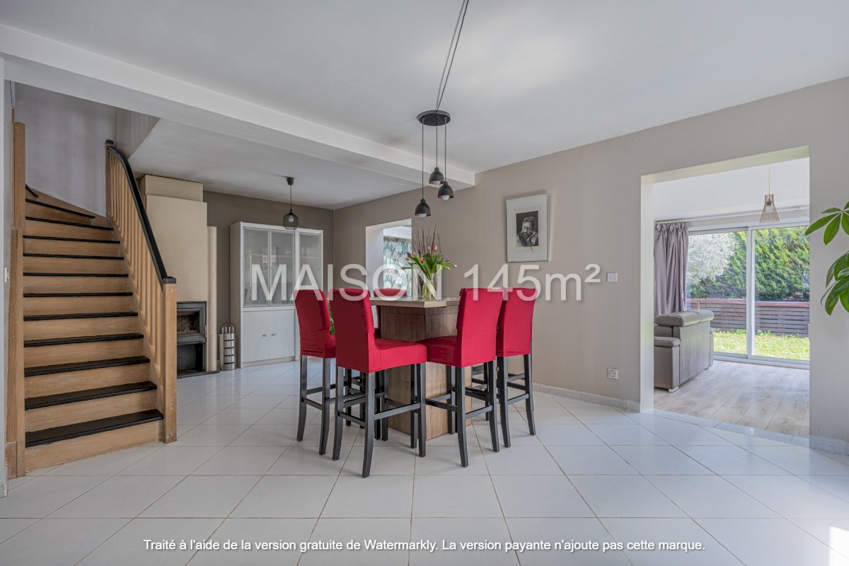 Maison 145m² 4 chambres sur terrain 433m² - Photo 13 - La Rivière