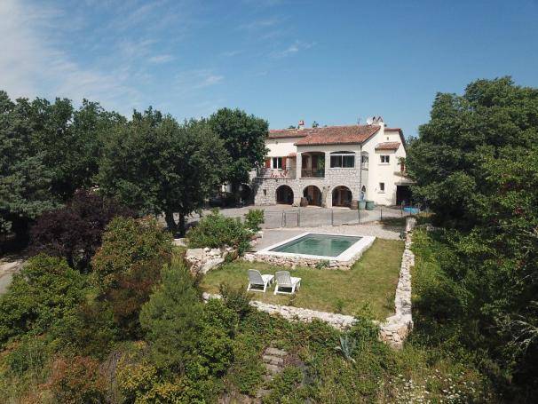 Maison de 285m² - Photo 15 - Saint-Alban-Auriolles
