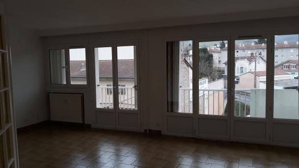 APPARTEMENT 4 PIECES - Photo 1 - Le Chambon-Feugerolles