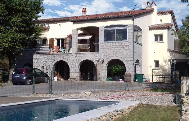 Maison de 285m² - Photo 1 - Saint-Alban-Auriolles