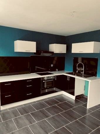 APPARTEMENT EN EXCELLENT ETAT - Photo 1 - Le Chambon-Feugerolles