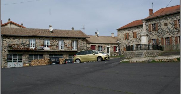 Maison de bourg - Photo 1 - Saint-Haon