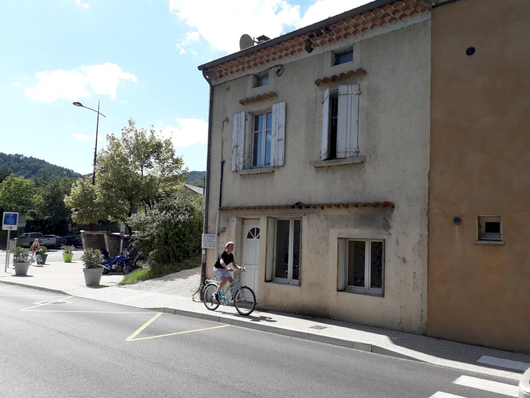 Appartement au cœur d'un village ardechois - Photo 1 - Les Ollières-sur-Eyrieux