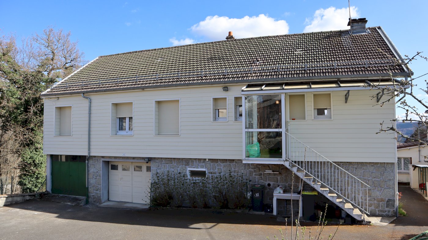 Maison + Pavillon - Photo 1 - Saint-Rémy-sur-Durolle