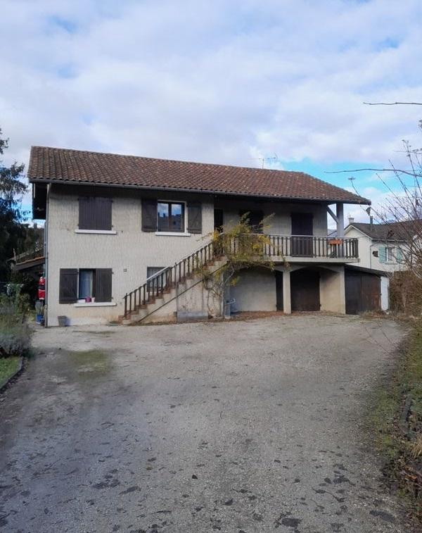 Vend maison sur 2 niveaux - Photo 1 - Saint-Martin-d'Hères