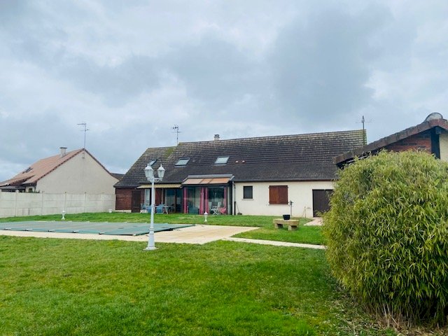Maison à vendre à Moulins - Photo 1 - Moulins