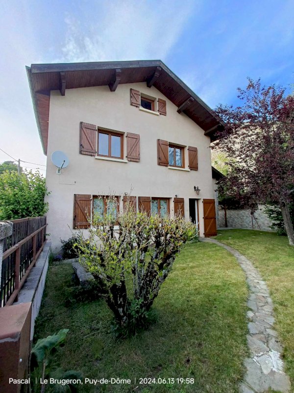 Maison 4 pièces Livradois Forez - Photo 1 - Le Brugeron