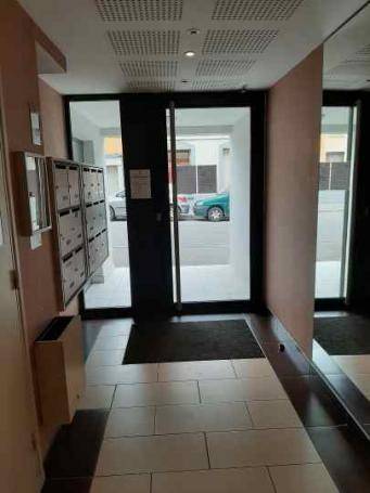 Appartement avec garage - Photo 2 - Saint-Étienne