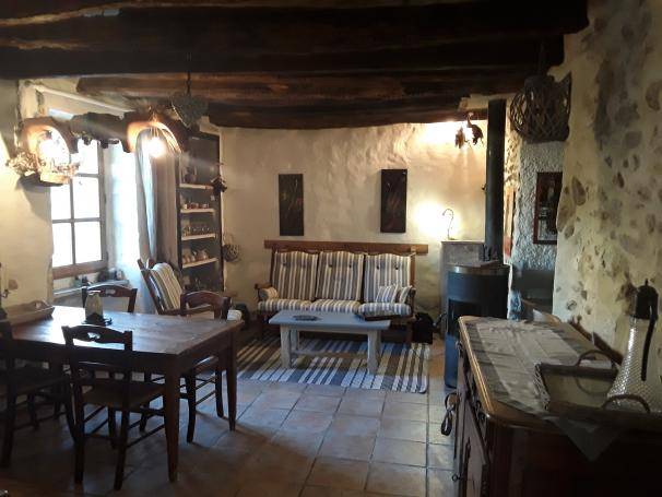 Maison de caractère - Photo 2 - Saint-Marcel-d'Ardèche