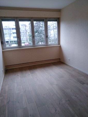 Appartement 3 pièces avec balcon - Photo 2 - Roanne