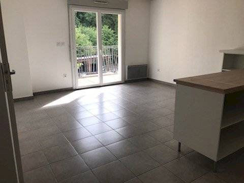 Appartement T2 Saint Genis Pouilly - Photo 2 - Saint-Genis-Pouilly