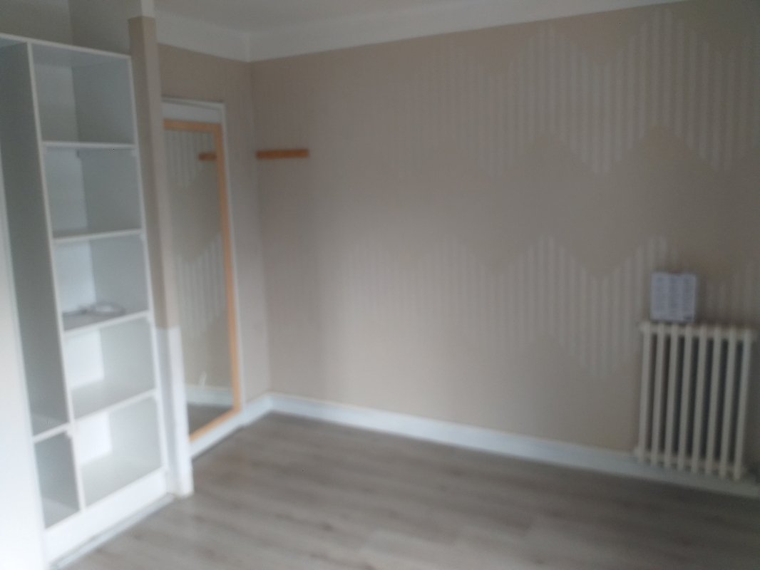 VENTE À TERME, TYPE 4 - Photo 2 - Annonay