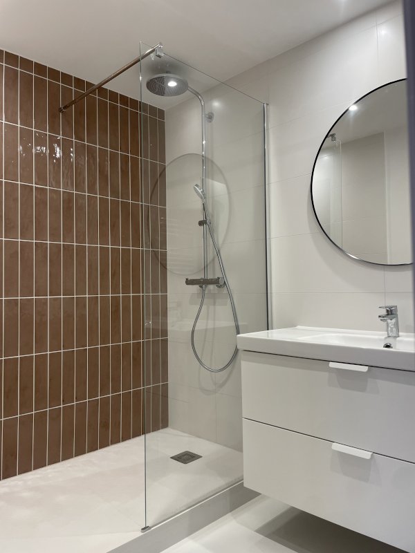 Maison de ville entièrement rénovée - Photo 2 - Francheville