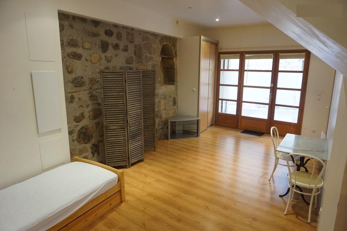 Immeuble en pierre - Photo 2 - Annonay