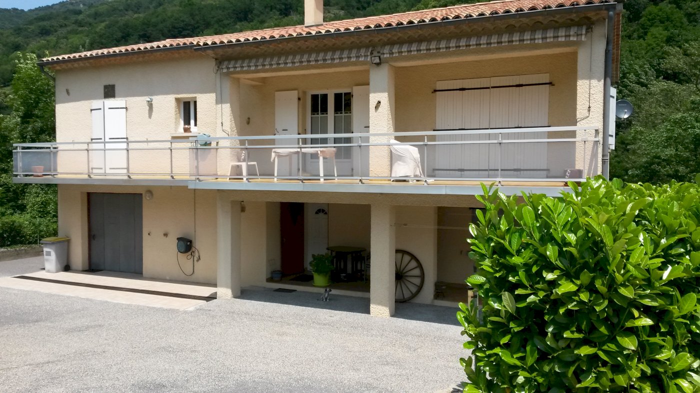 Maison sur sous-sol - Photo 2 - THUEYTS