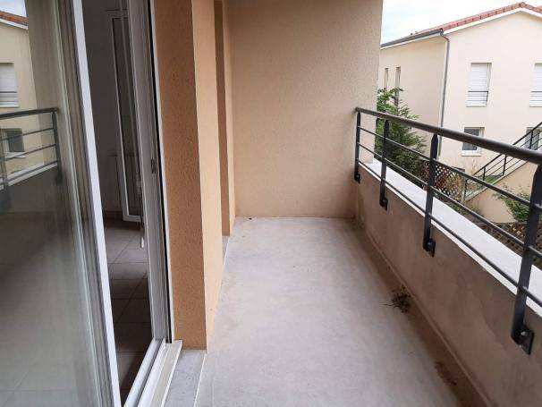 Appartement avec garage - Photo 3 - Saint-Étienne
