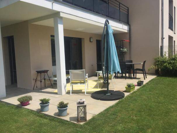 Appartement de 70 m² à Ornex - Photo 3 - Ornex