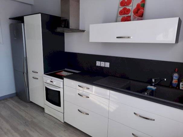 Appartement F2 bis de 74 m² - Photo 3 - Moulins