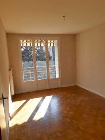 Appartement 3 pièces 65m² - Photo 3 - Montélimar