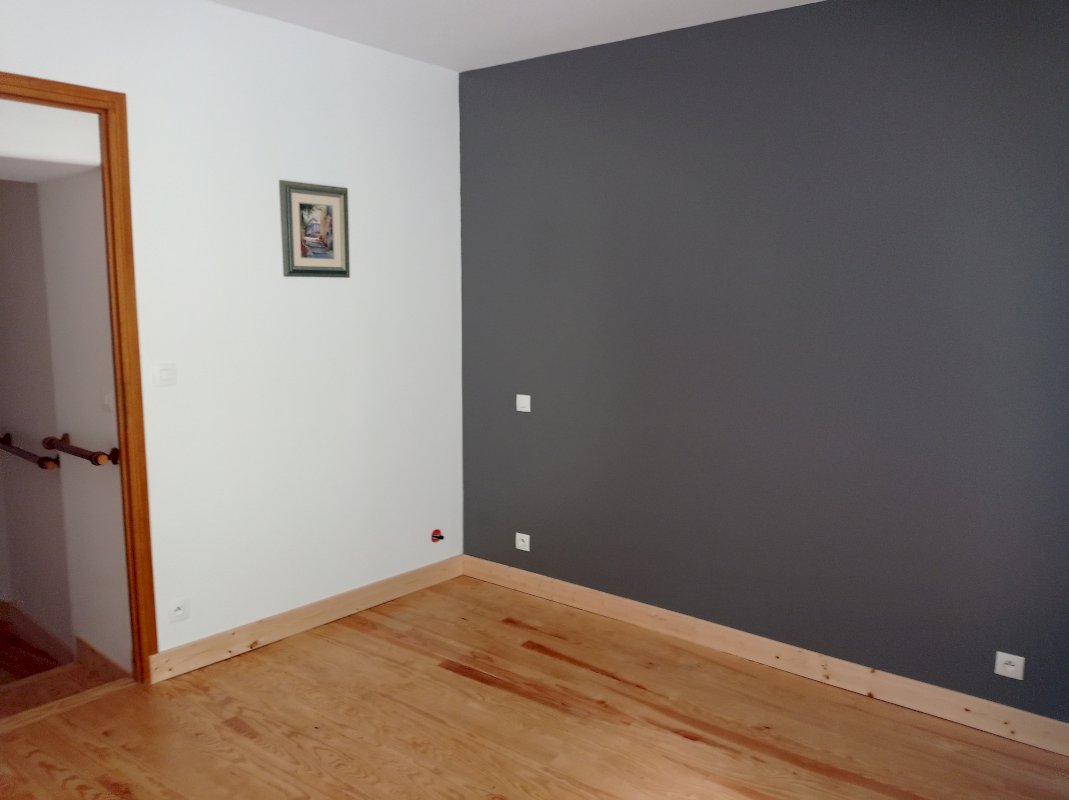 Maison atypique centre bourg - Photo 3 - Valgelon-La Rochette