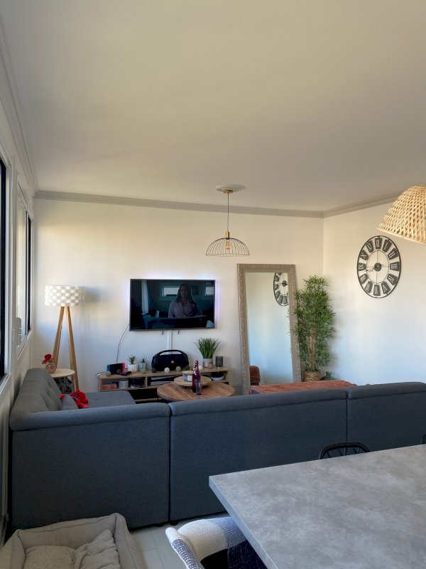Vichy Centre - Appartement 68m² - Photo 3 - Vichy