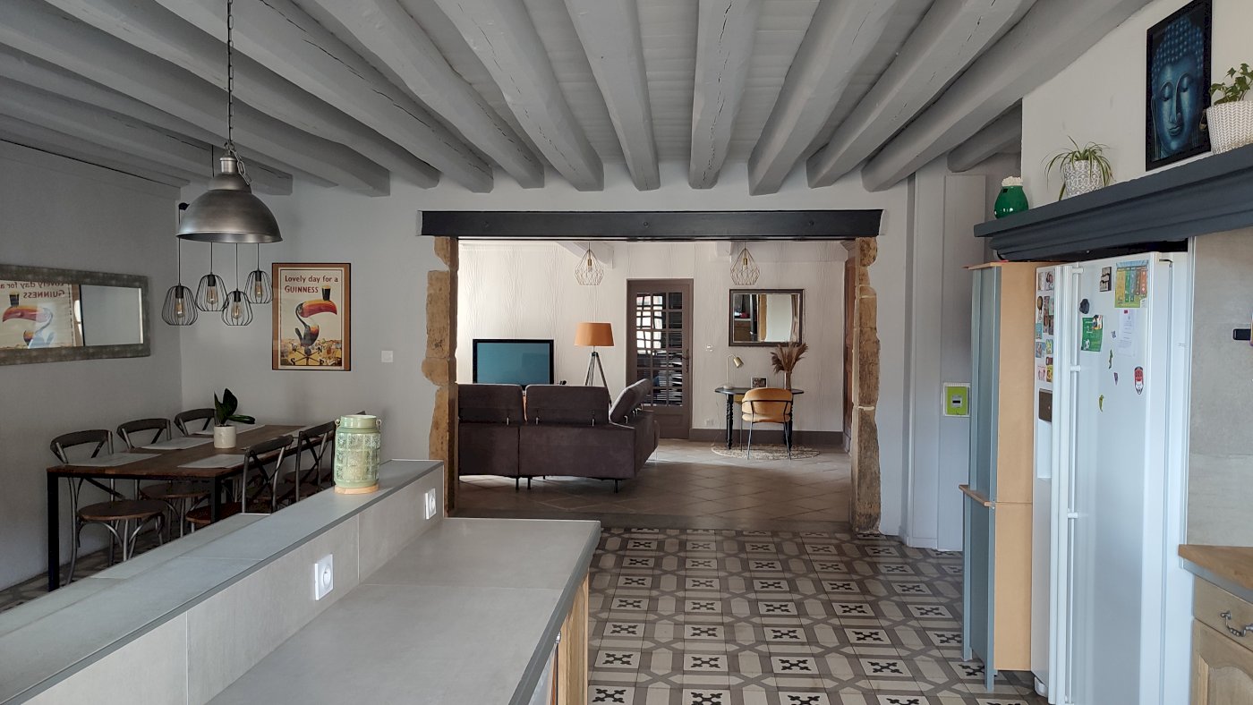 Appartement de standing très spacieux avec extérieur aménagé - Photo 3 - Saint-Loup (Vindry-sur-Turdine)