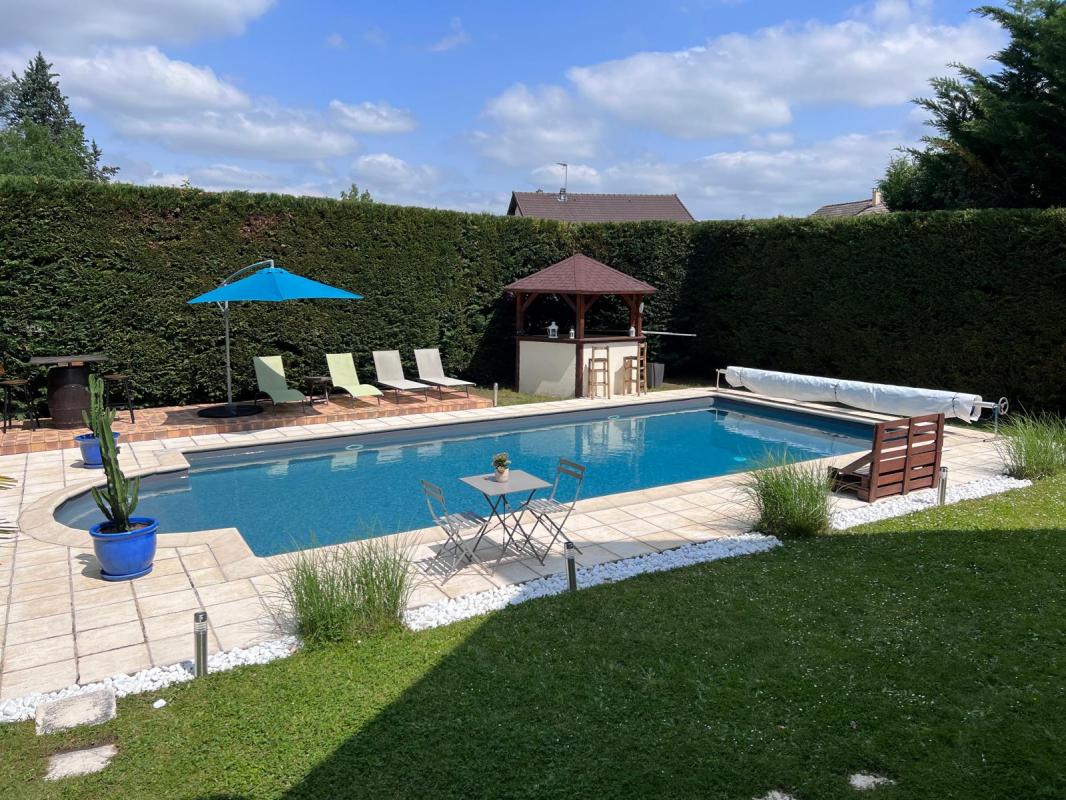 Belle propriété de 8 pièces - Photo 3 - Domérat