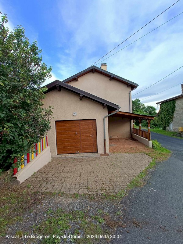 Maison 4 pièces Livradois Forez - Photo 3 - Le Brugeron