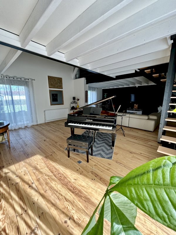 Maison 9 pièces - Photo 3 - Biziat