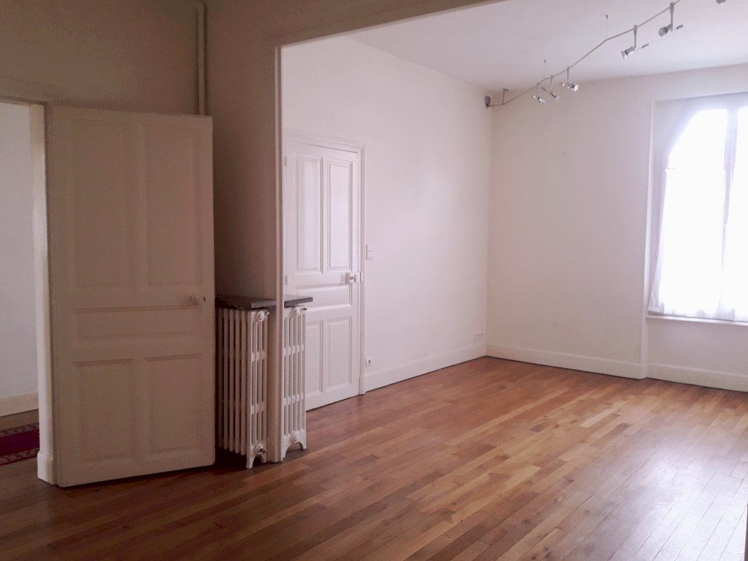 Appartement Montluçon - Photo 3 - Montluçon