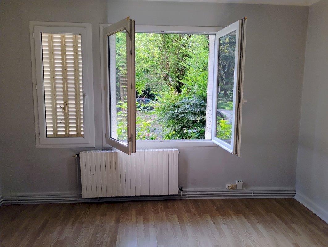 Appartement 52 m² T3, 2 chambres | Rue Le Nôtre 38100 GRENOBLE - Photo 3 - Grenoble