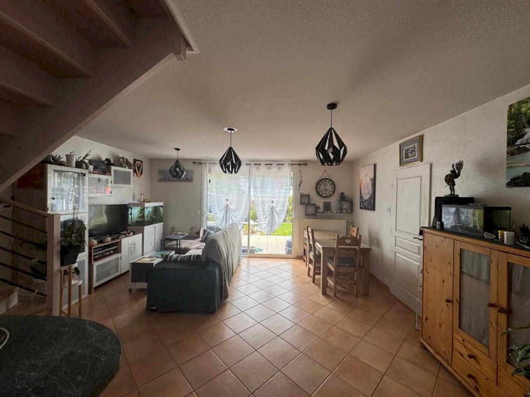 Maison 6 pièces 110 m² - impeccable, optimisée et au calme - Photo 3 - Rumilly