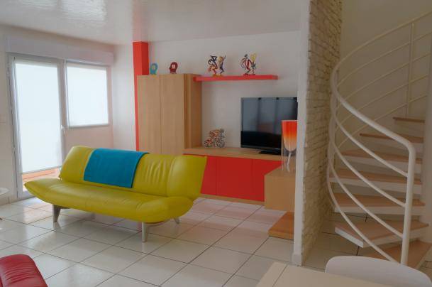 Exceptionnel DUPLEX AVEC VUE! - Photo 4 - Saint-Étienne