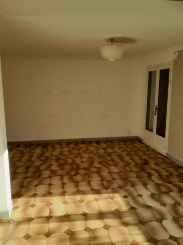 Vend maison sur 2 niveaux - Photo 4 - Saint-Martin-d'Hères