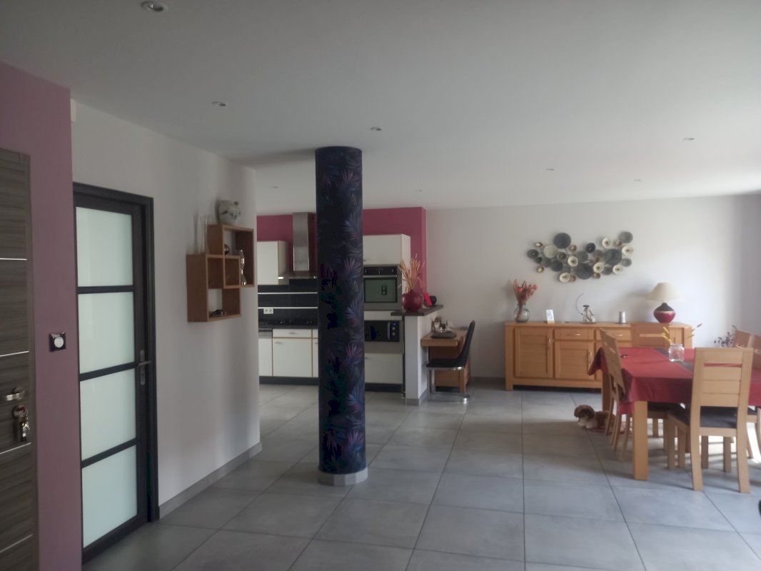 APPARTEMENT T4 - Photo 4 - Saint-Just-Malmont