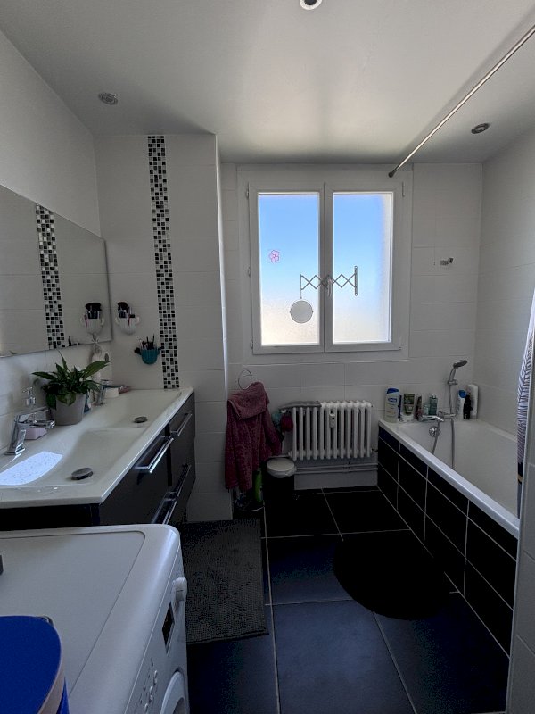 Appartement de 83 m² - Photo 4 - Guilherand-Granges