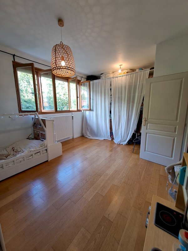 Appartement T4 en duplex - St Martin d'Uriage - Photo 4 - Saint-Martin-d'Uriage