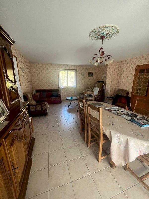 Maison individuelle à vendre - Photo 4 - Saint-Genis-l'Argentière