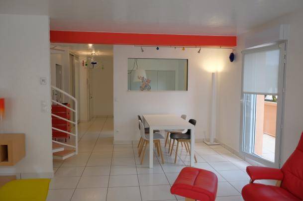 Exceptionnel DUPLEX AVEC VUE! - Photo 5 - Saint-Étienne