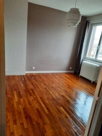 Appartement F2 bis de 74 m² - Photo 5 - Moulins