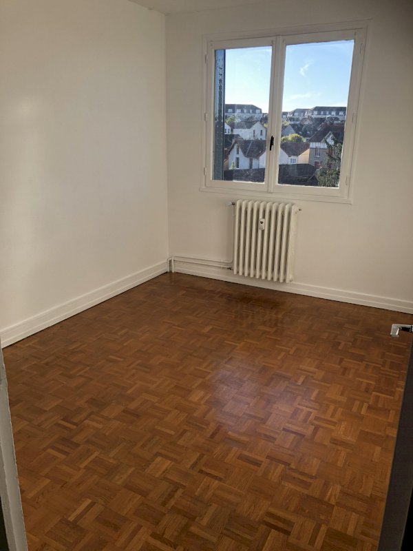 Appartement 3 chambres 78m² - Photo 5 - Montluçon