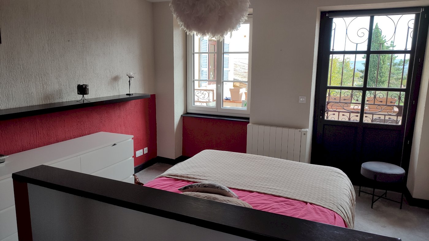 Appartement de standing très spacieux avec extérieur aménagé - Photo 5 - Saint-Loup (Vindry-sur-Turdine)