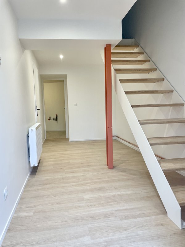 Maison de ville entièrement rénovée - Photo 5 - Francheville